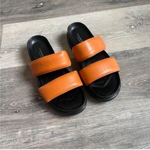 VAGABOND Leather Slippers